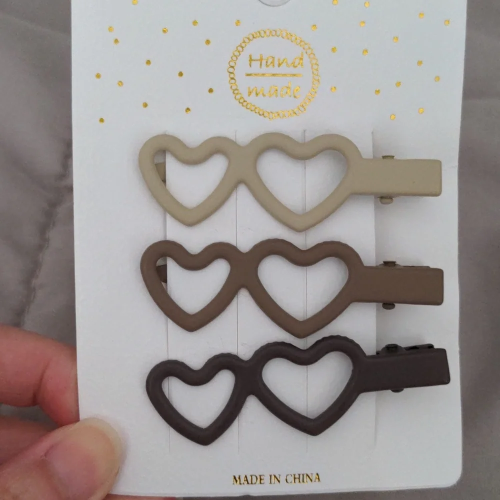 Hair clips - Picture 6 of 10